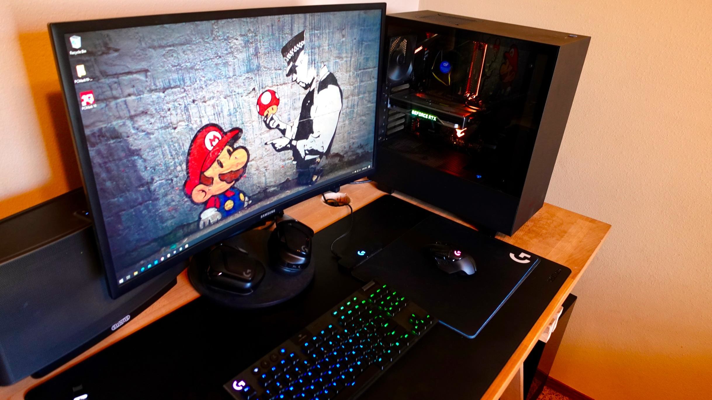 gaming desktop