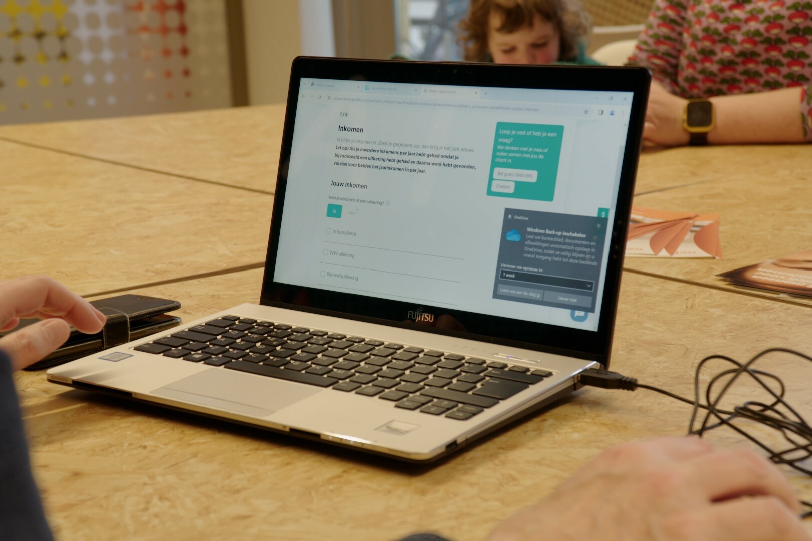 fujitsu laptop-pwlisi