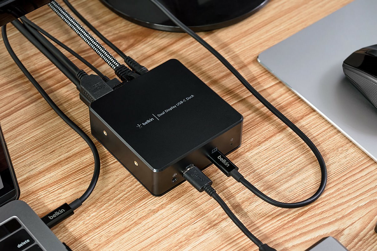 docking station με laptop