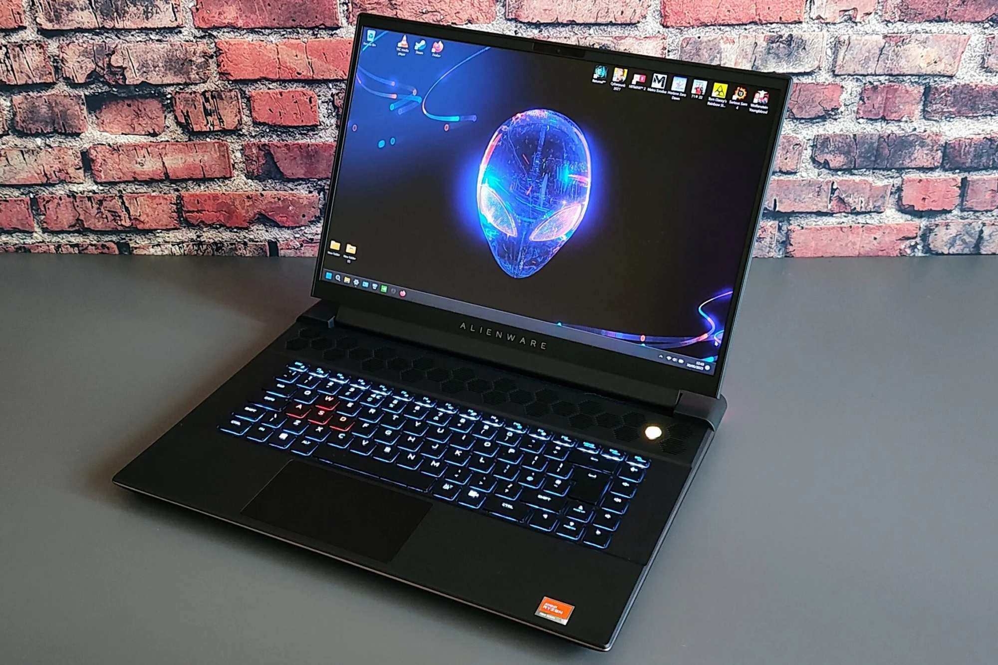 gaming laptop-agorazo